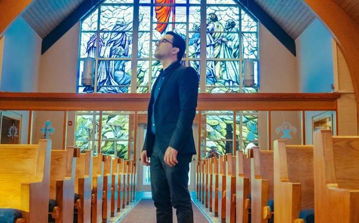 Novo single de Daniel Lüdtke promete trazer conscientização sobre a crise global das igrejas