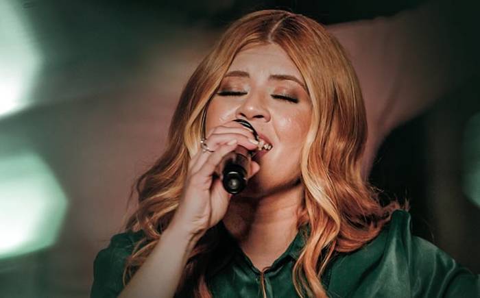 Nathalia Martinez lança o single “Vem Jesus”, estreando repertório da gravadora Masteriza Records