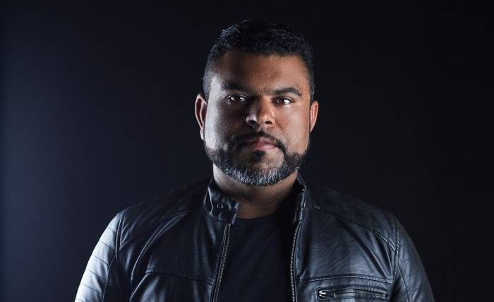 Cantor Elisson Lebrão lança o EP "Tua Graça" com mensagem de busca constante pelo Senhor