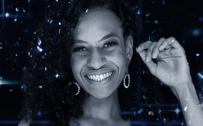 Kedma Ely finaliza 2023 com o lançamento do EP "Luz do Meu Caminho"