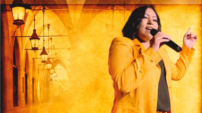 Amanda Lage lança "Escudo e Espada", seu primeiro trabalho pela Gold Music