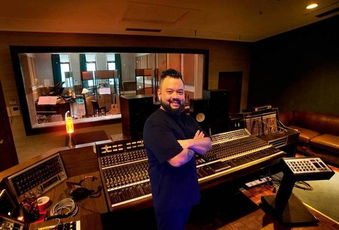 Willian Torres celebra novas parcerias com estúdios nos Estados Unidos como produtor musical