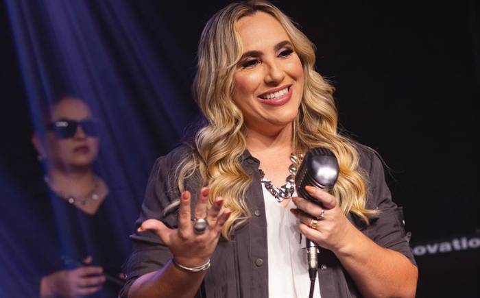 Rose Mesquita lança “Confiarei em Ti”, novo single do EP Vem com Tua Glória