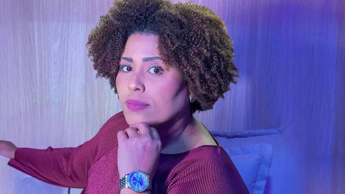Cantora Carol Rodrigues lança EP “Não Acabou” pela Bless Music