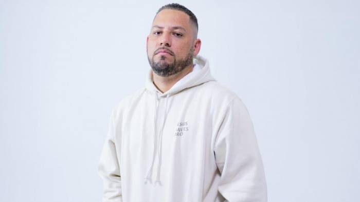 Kenedy Gomes lança “Virtuosa” pela Trindade Records
