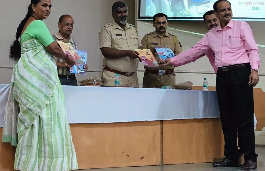 रस्ता सुरक्षा ही सर्वांची जबाबदारी - पोलीस उपअधीक्षक प्रीतम कुमार यावलकर