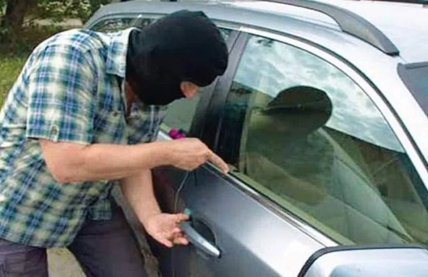 वाहनचोरीत महाराष्ट्र तिसऱ्या स्थानाव