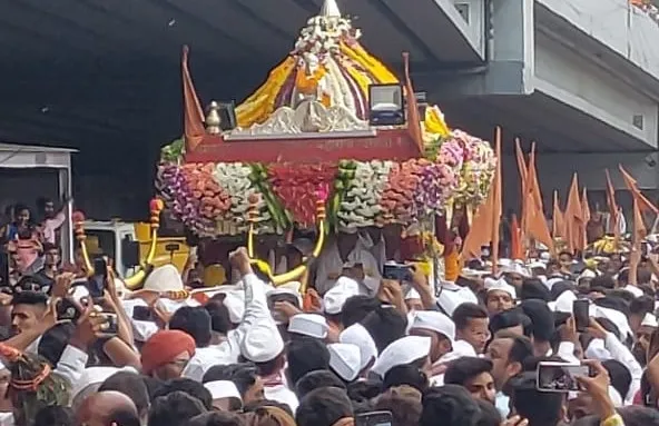 संत तुकाराम महाराज पालखीचे आज पुण्यात आगमन