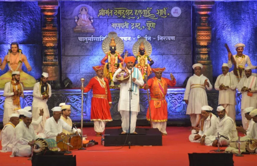 ज्या क्रियेने ईश्वरी तत्व प्रकट होते, तो उत्सव कीर्तन केसरी ह.भ.प.चंद्रकांत महाराज वांजळे ;