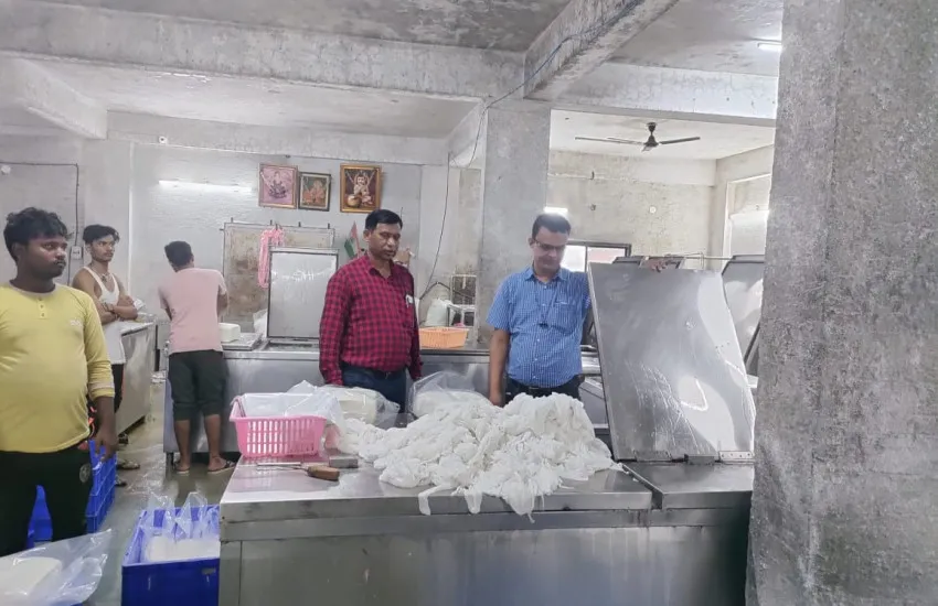 बनावट पनीर तयार करणाऱ्या कारखान्यावर पुण्यात कारवाई