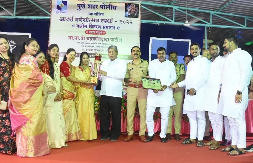 सामाजिक सुरक्षेतेच्यादृष्टीने नवीन कल्पना सुचविण्याचे पालकमंत्री चंद्रकांत पाटील याचे गणेश मंडळांना आवाहन
