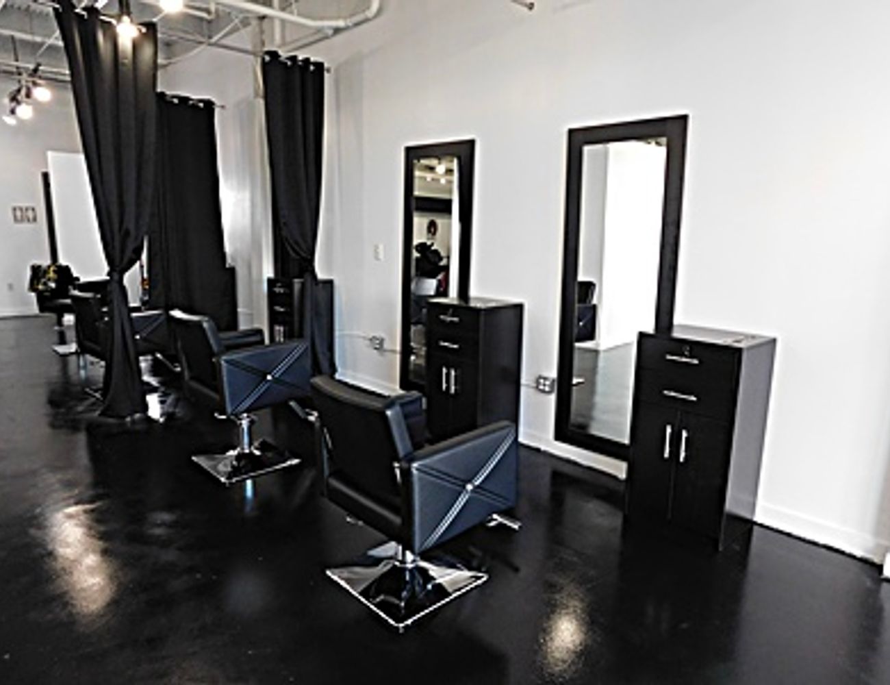 C'est Chic, Hair Salon Suite