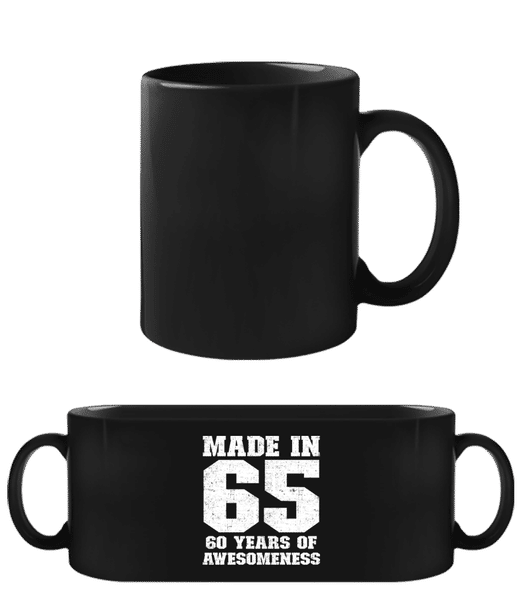 Aperçu: 60 Years Of Awesomeness - Tasse Noire - Noir - Devant