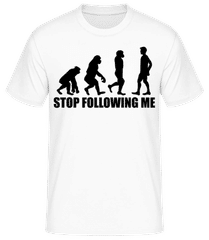 Stop Following Me · Männer Basic T-Shirt