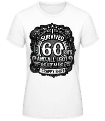 I Survived 60 Years · Frauen Basic T-Shirt