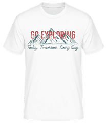 Go Exploring Mountains · Männer Basic T-Shirt