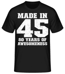 80 Years Of Awesomeness · Camiseta básica para hombre