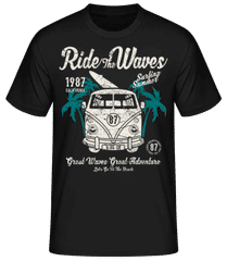 Ride The Waves · Männer Basic T-Shirt