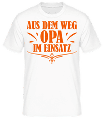 Aus Dem Weg Opa Im Einsatz orange · Männer Basic T-Shirt