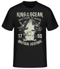 King Of The Ocean · Camiseta básica para hombre