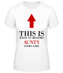 Awesome Aunty · Frauen Basic T-Shirt