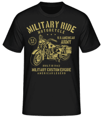 Military Ride · Männer Basic T-Shirt