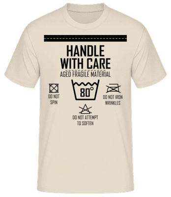 Handle With Care 80 - Männer Basic T-Shirt - Creme - Vorne