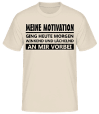 Absolut Unmotiviert - Männer Basic T-Shirt - Creme - Vorne