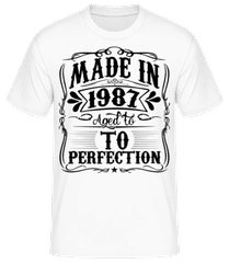 Aged To Perfektion · Männer Basic T-Shirt
