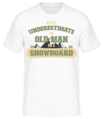 Never Underestimate An Old Man · T-shirt homme B&C