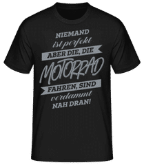 Niemand Ist Perfekt 2 · Männer T-Shirt B&C