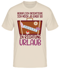 Beruflich Richtung Urlaub · Männer Basic T-Shirt