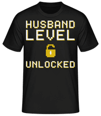 Husband Level Unlocked · Camiseta básica para hombre