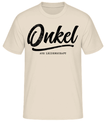 Onkel Aus Leidenschaft - Männer Basic T-Shirt - Creme - Vorne