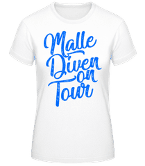 Malle Diven On Tour Blue · Frauen Basic T-Shirt