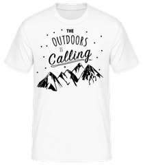The Outdoors Is Calling · Männer Basic T-Shirt