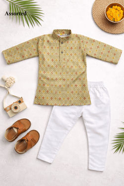 AG AAPNA GARMENTS 8074
