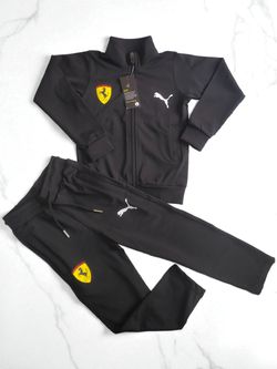 Royal Wings 085