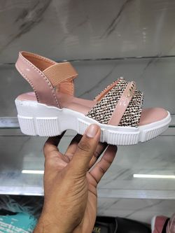 priyanka footwear 1642