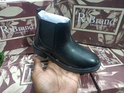 R.Brand 002
