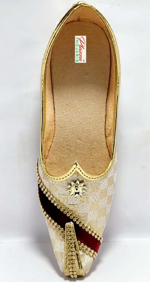 PLAZA FOOT WEAR  241