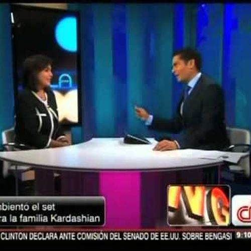 Adriana Hoyos interviewed by CALA - CNN Espanol (2 of 4)