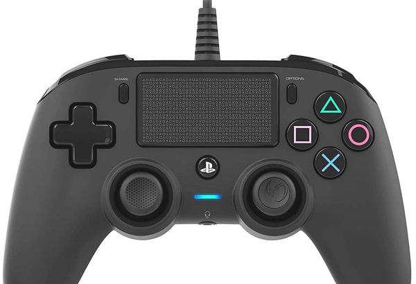 Manette Nacon PS4
