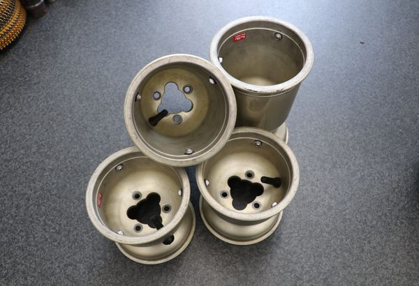 中古ＭＡＧホイル　ＭＸＱ　