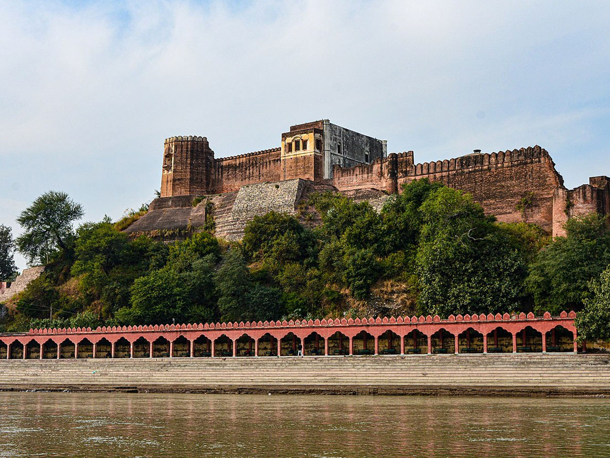 Akhnoor Fort