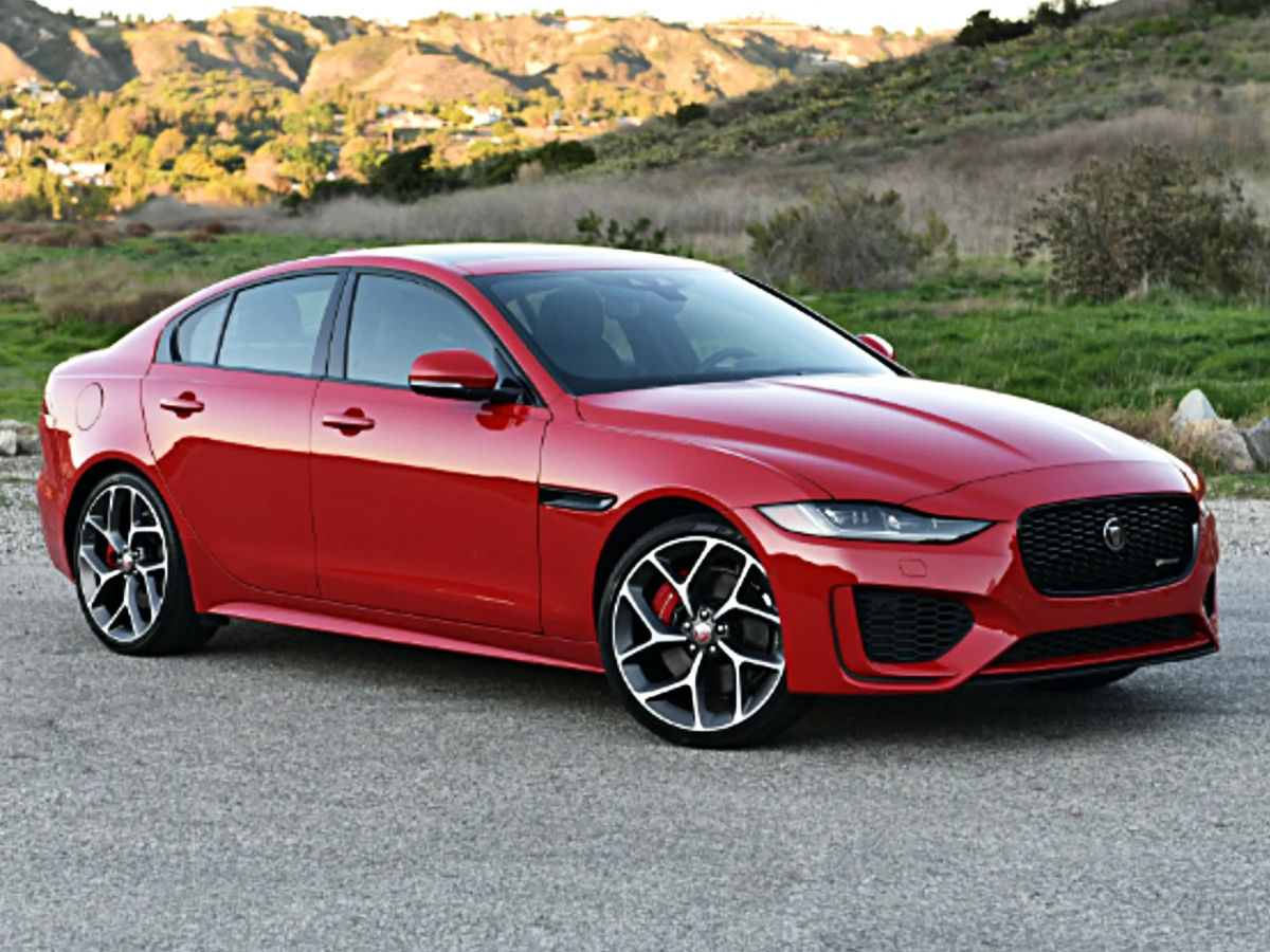 Jaguar XE