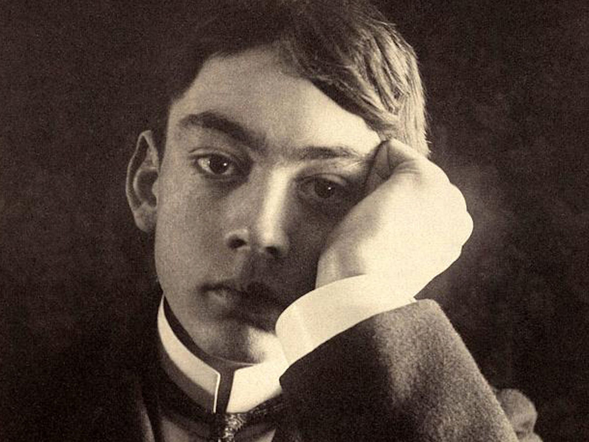 Kahlil Gibran young 