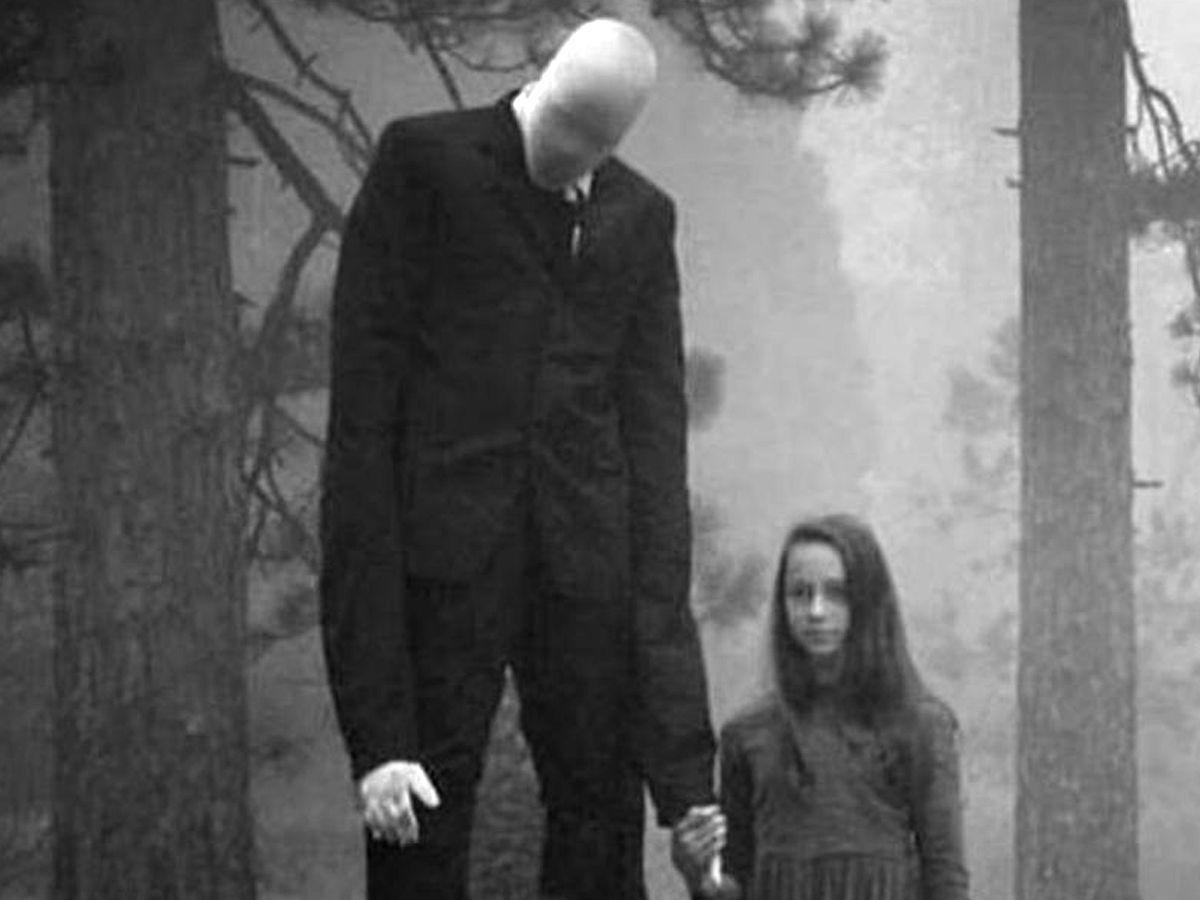 The Slender Man with a child