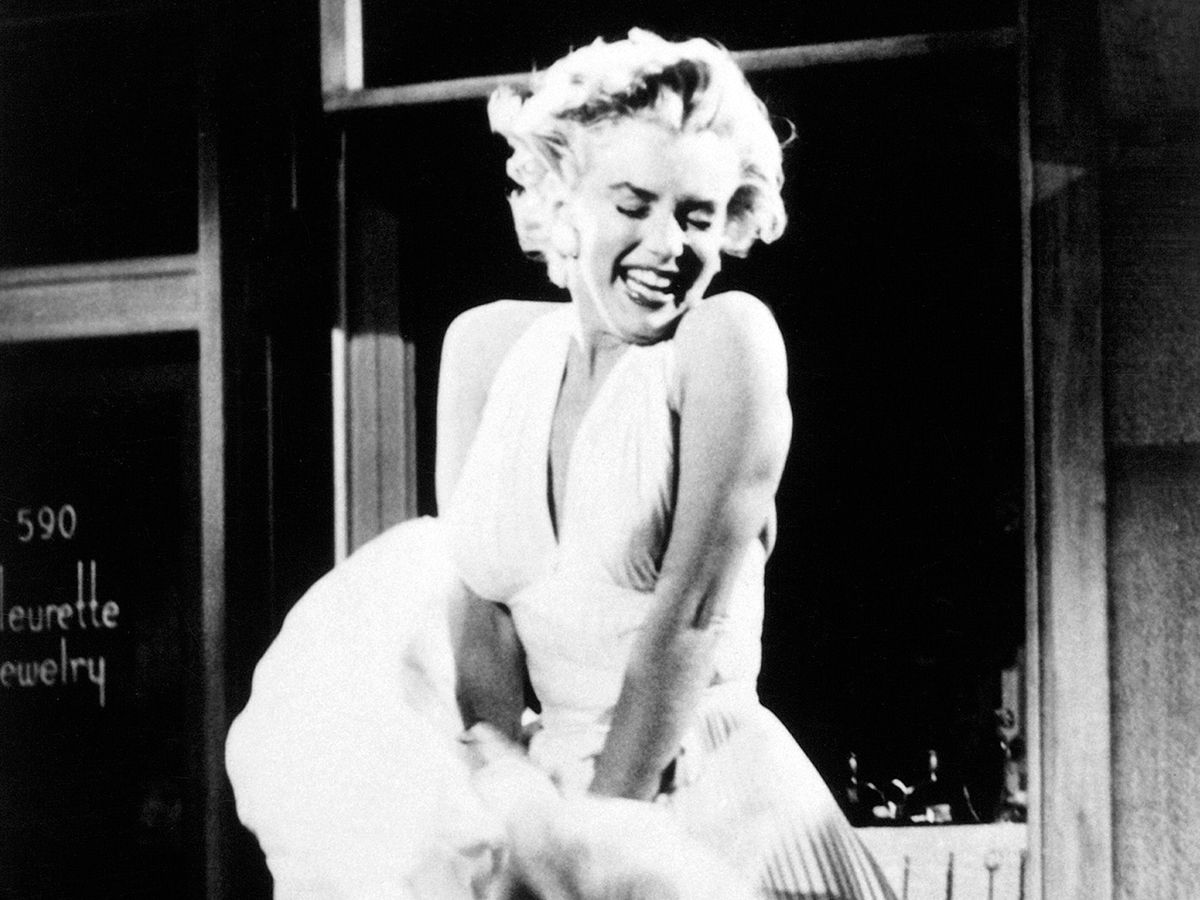 Marilyn Monroe iconic pose