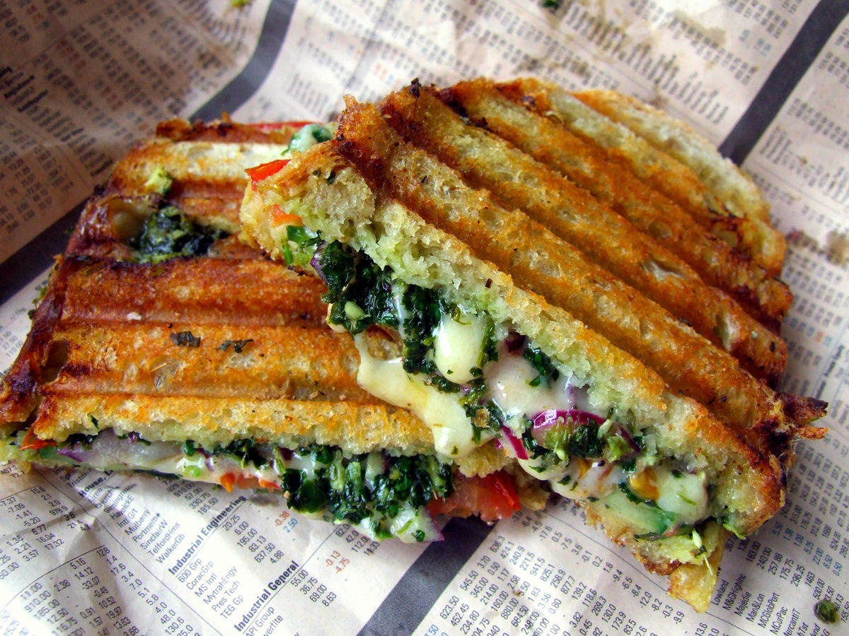 Sandwich Mumbai (Bombay Sandwich)